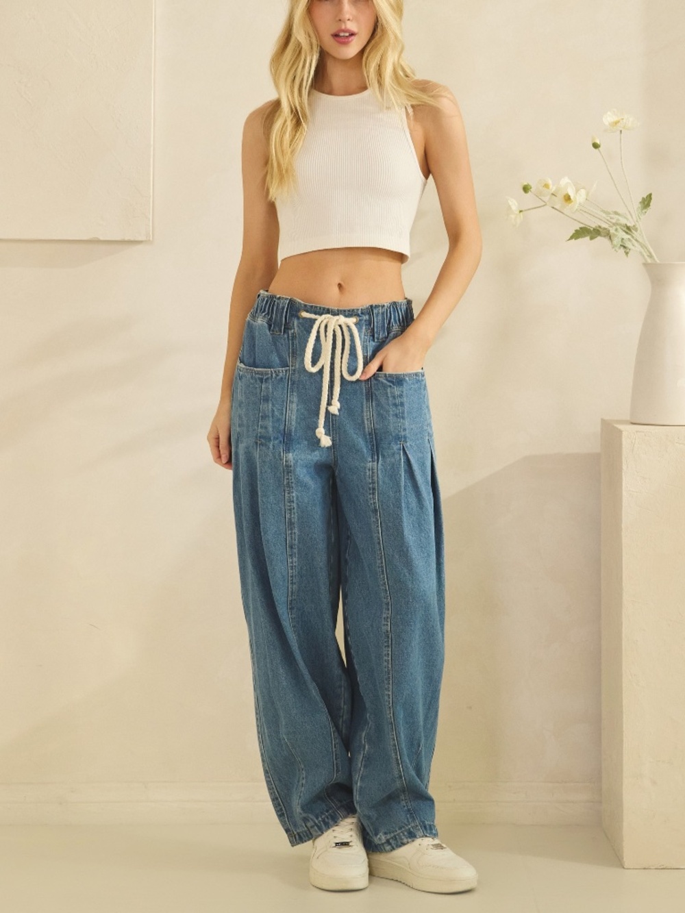 Sage + Fig Medium Wash Stretchy Waist Wide leg Denim Jean Joggers - Picture 2 of 6